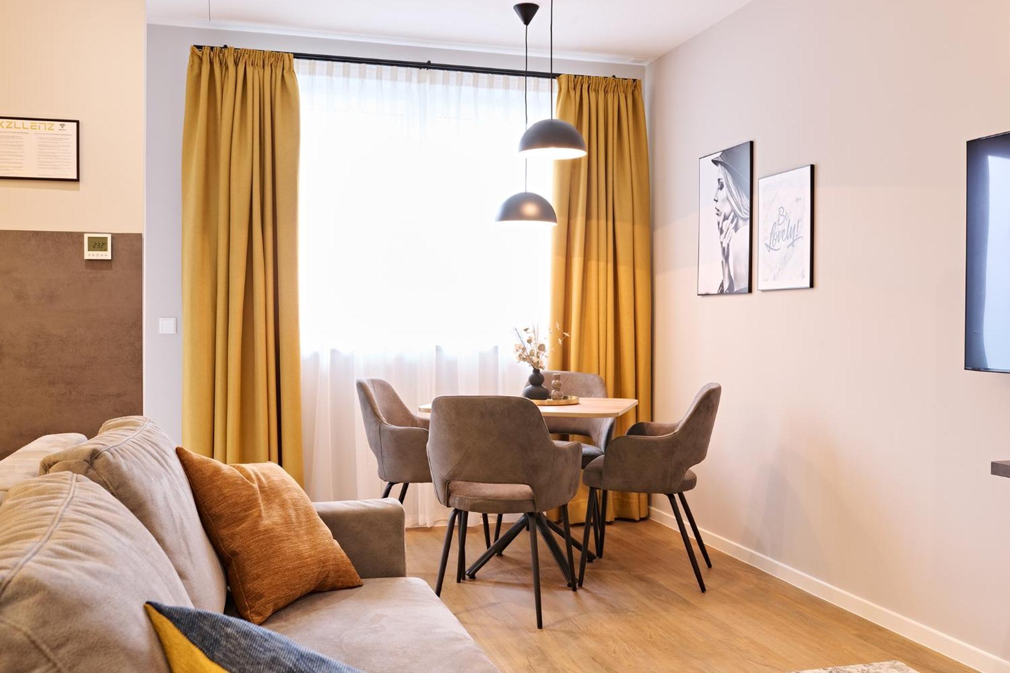 Xzllenz Traum Studio-Apartment, Frei-Parken, U-Bahn, Kueche Нюрнберг Екстериор снимка
